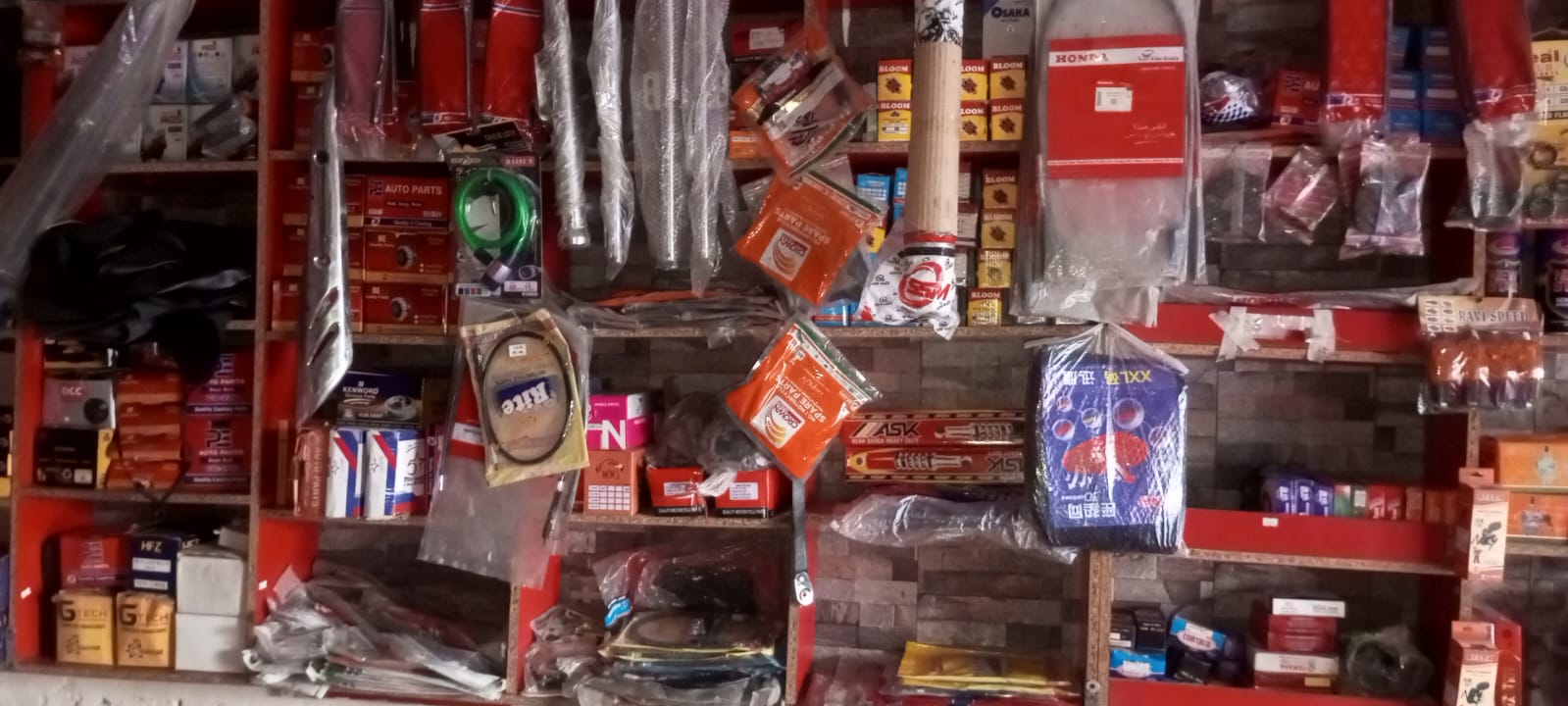 Auto parts, cables, chains and motorcycle accessories